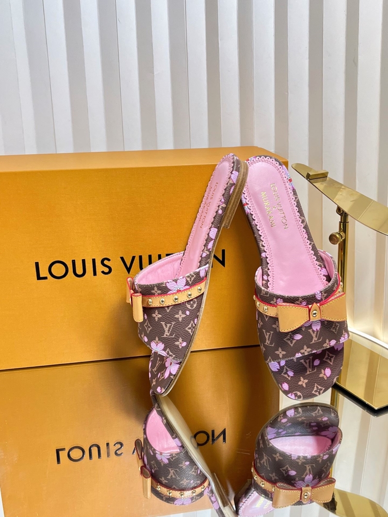 l0vis Vvtt0n slippers